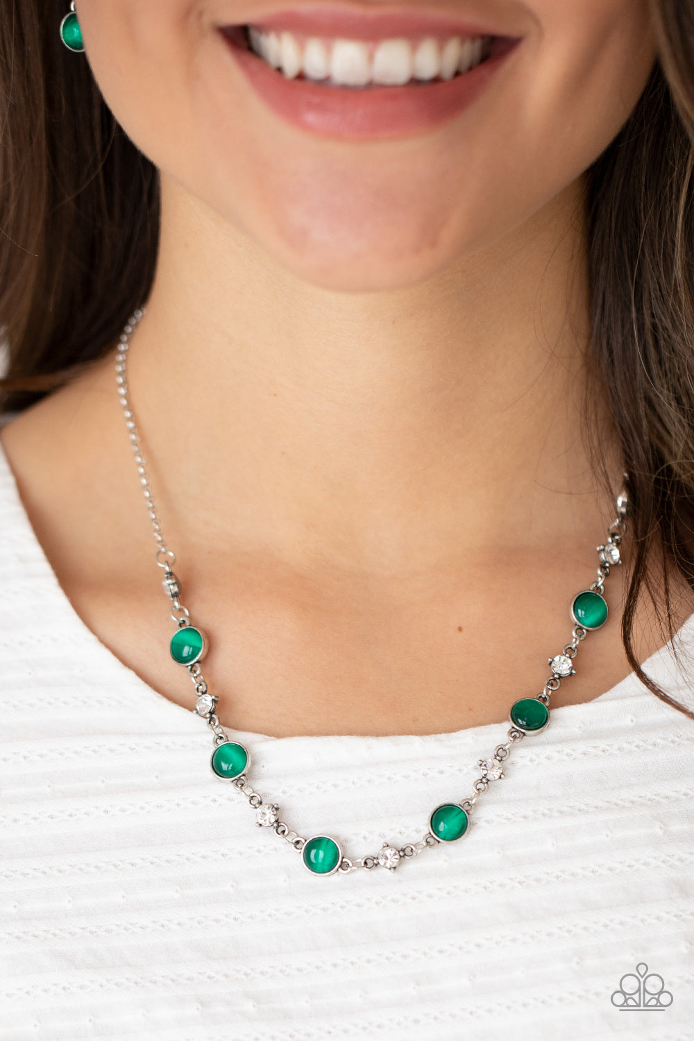 Paparazzi Accessories: Inner Illumination - Green Necklace