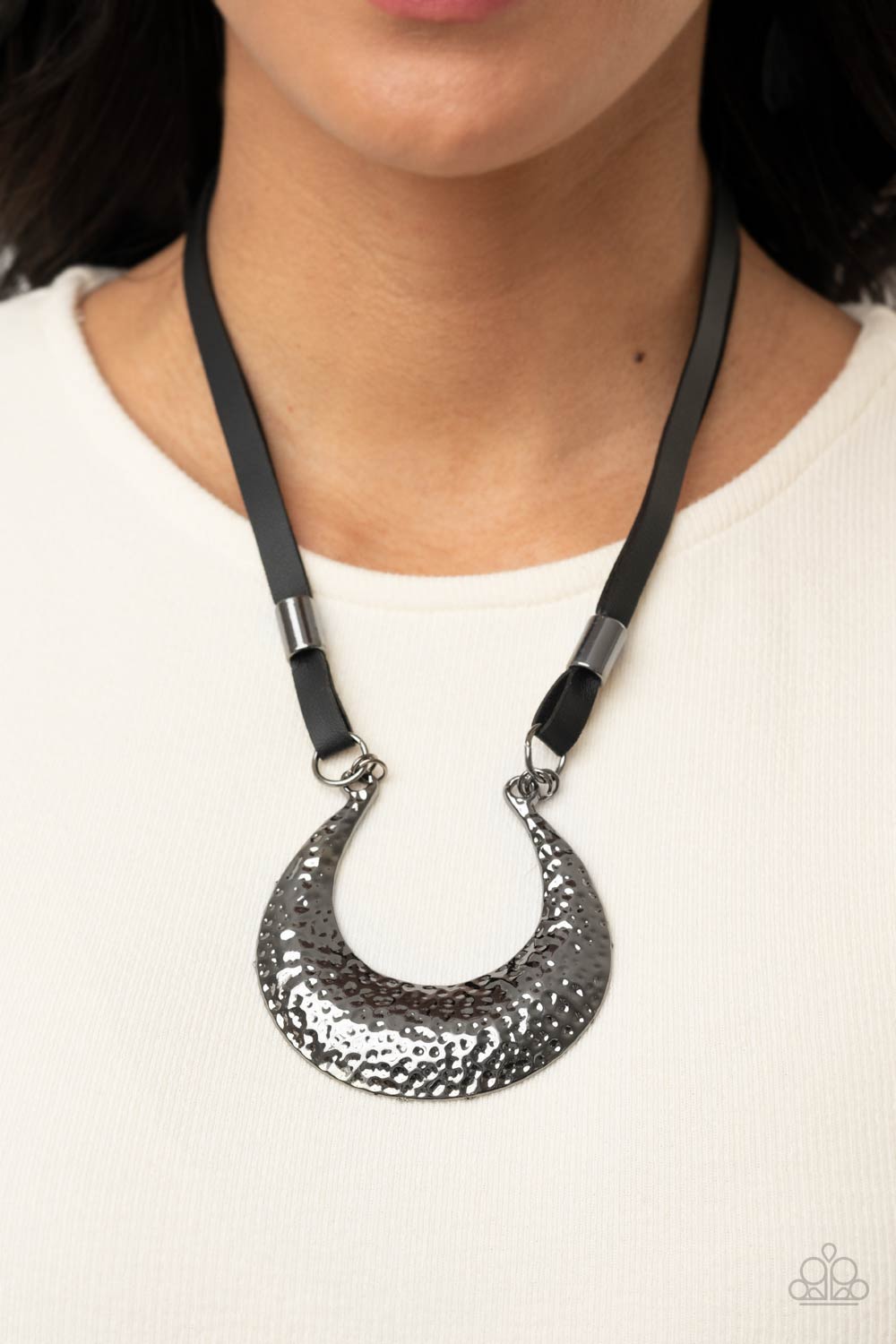 Paparazzi Accessories: Majorly Moonstruck - Black Necklace