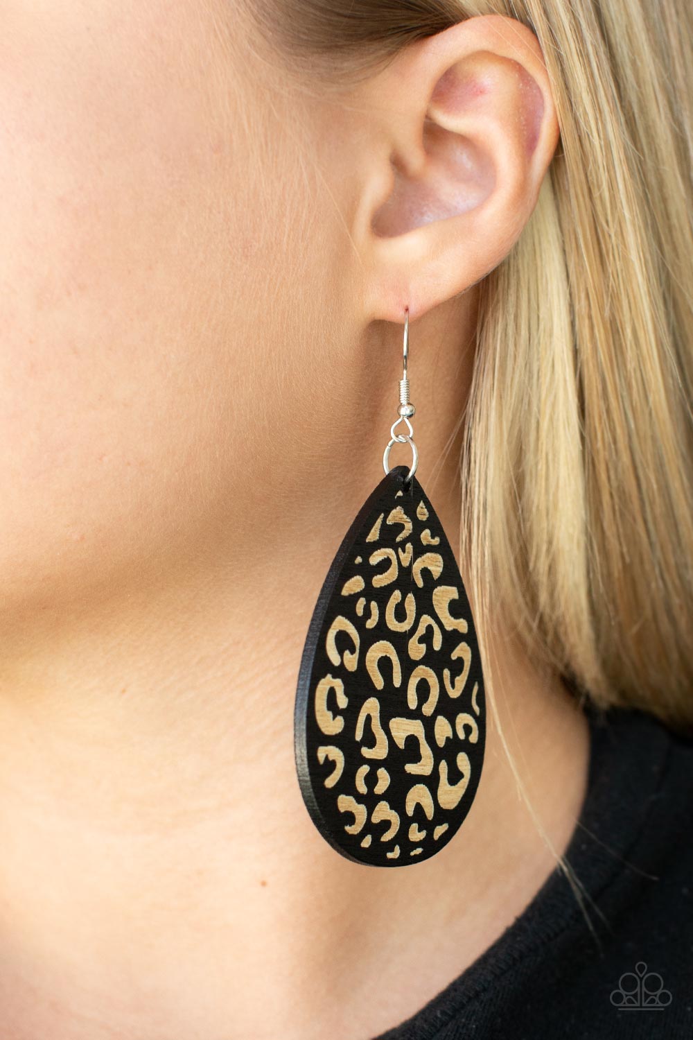 Paparazzi Accessories: Suburban Jungle - Black Earring