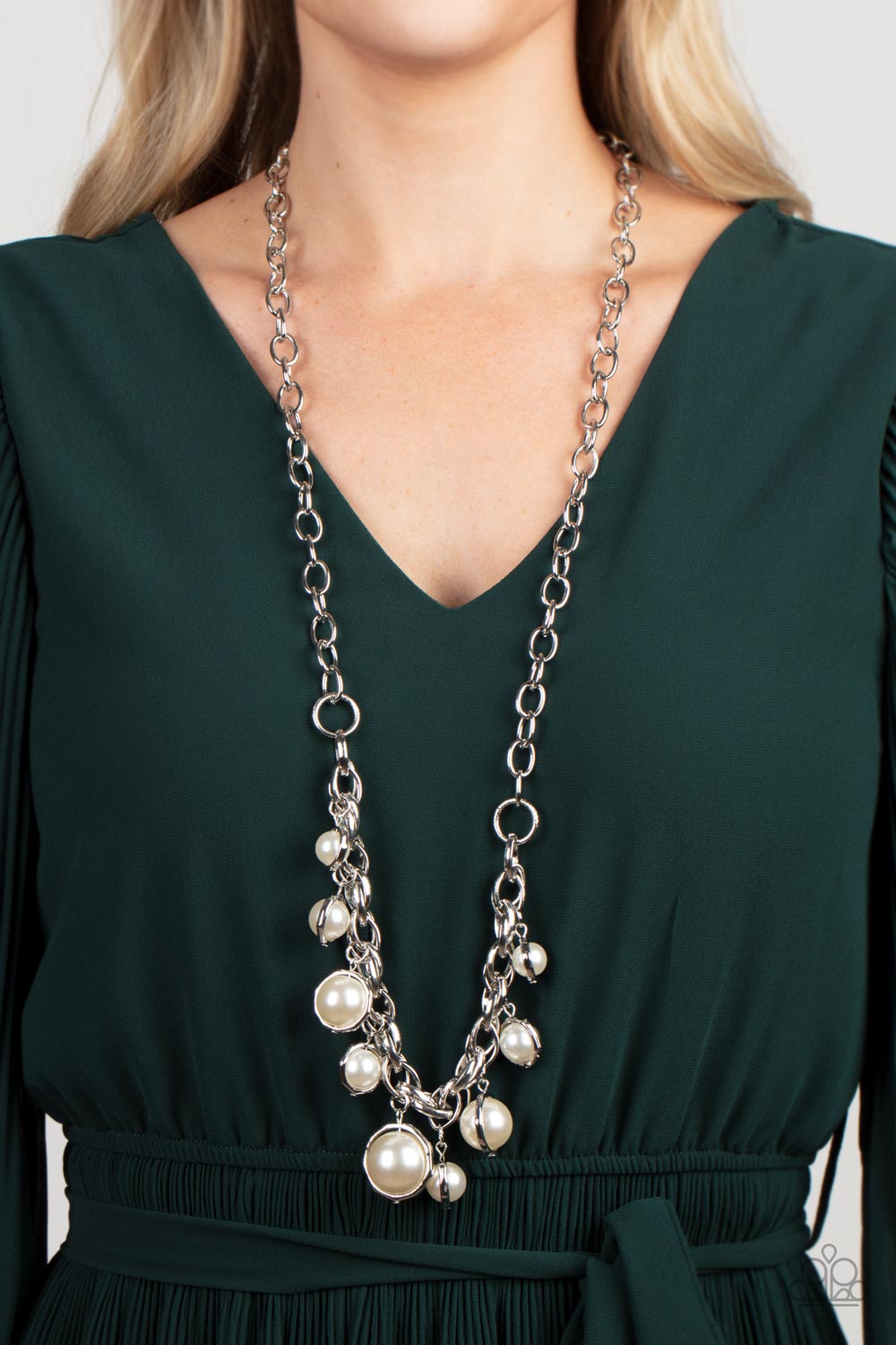 Paparazzi Accessories: Revolving Refinement - White Necklace