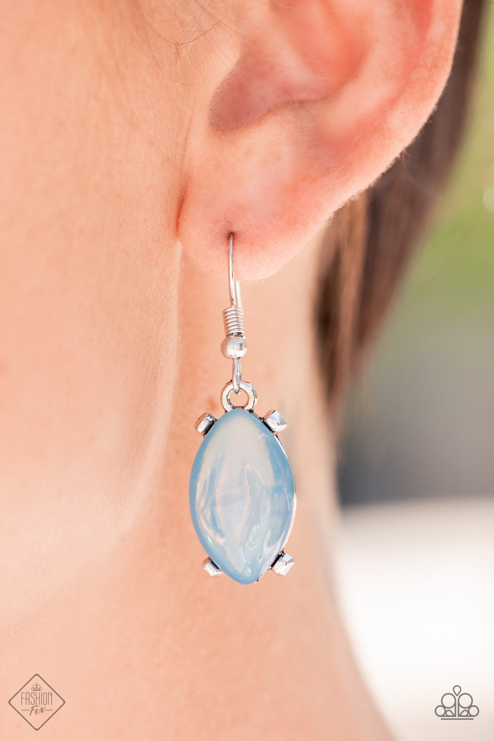 Paparazzi Accessories: Date Night Nouveau - Blue Earring