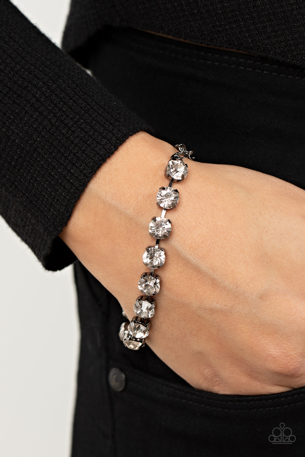 Paparazzi Accessories: A-Lister Afterglow - Black Bracelet