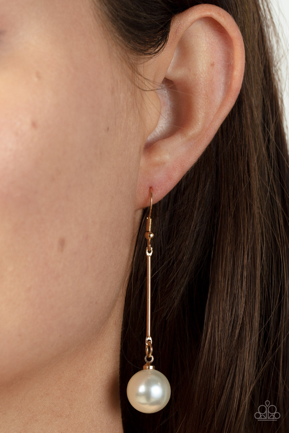 Paparazzi Accessories: Pearl Redux - Gold Earring