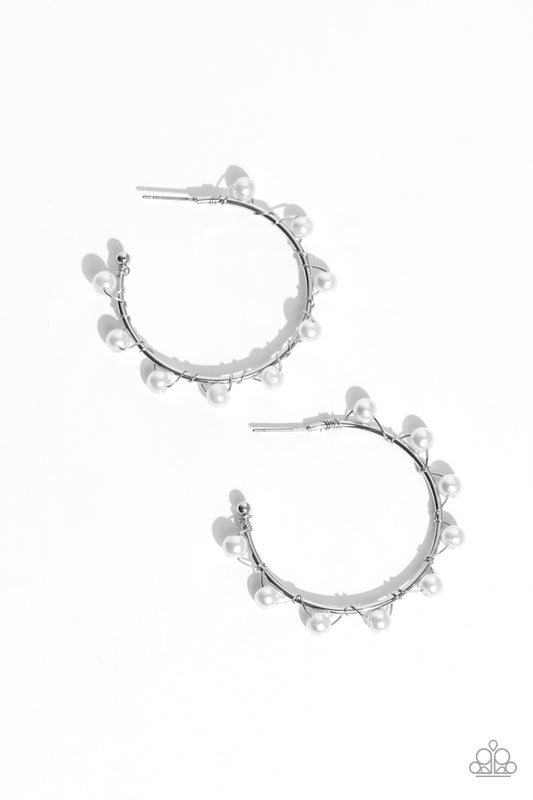 Paparazzi Accessories: Night at the Gala - White Earring