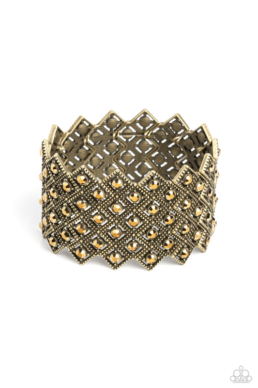 Paparazzi Accessories: DECO in the Rough - Brass Bracelet