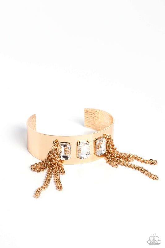 Paparazzi Accessories: CHAIN Showers - Gold Bracelet