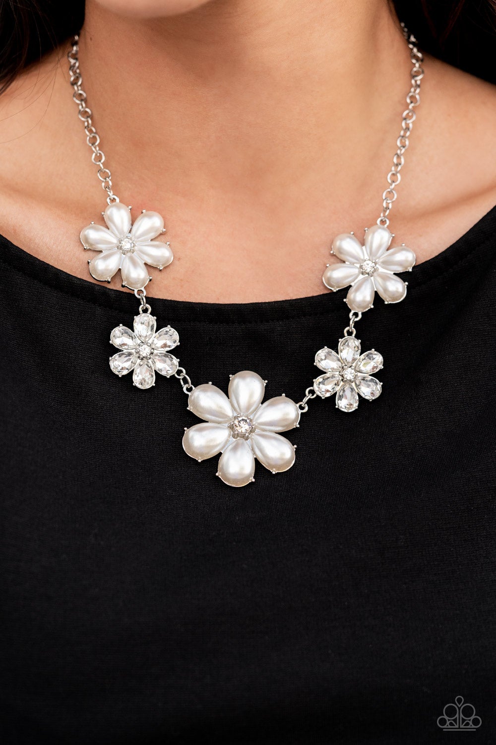 Paparazzi Accessories: Fiercely Flowering White Necklace