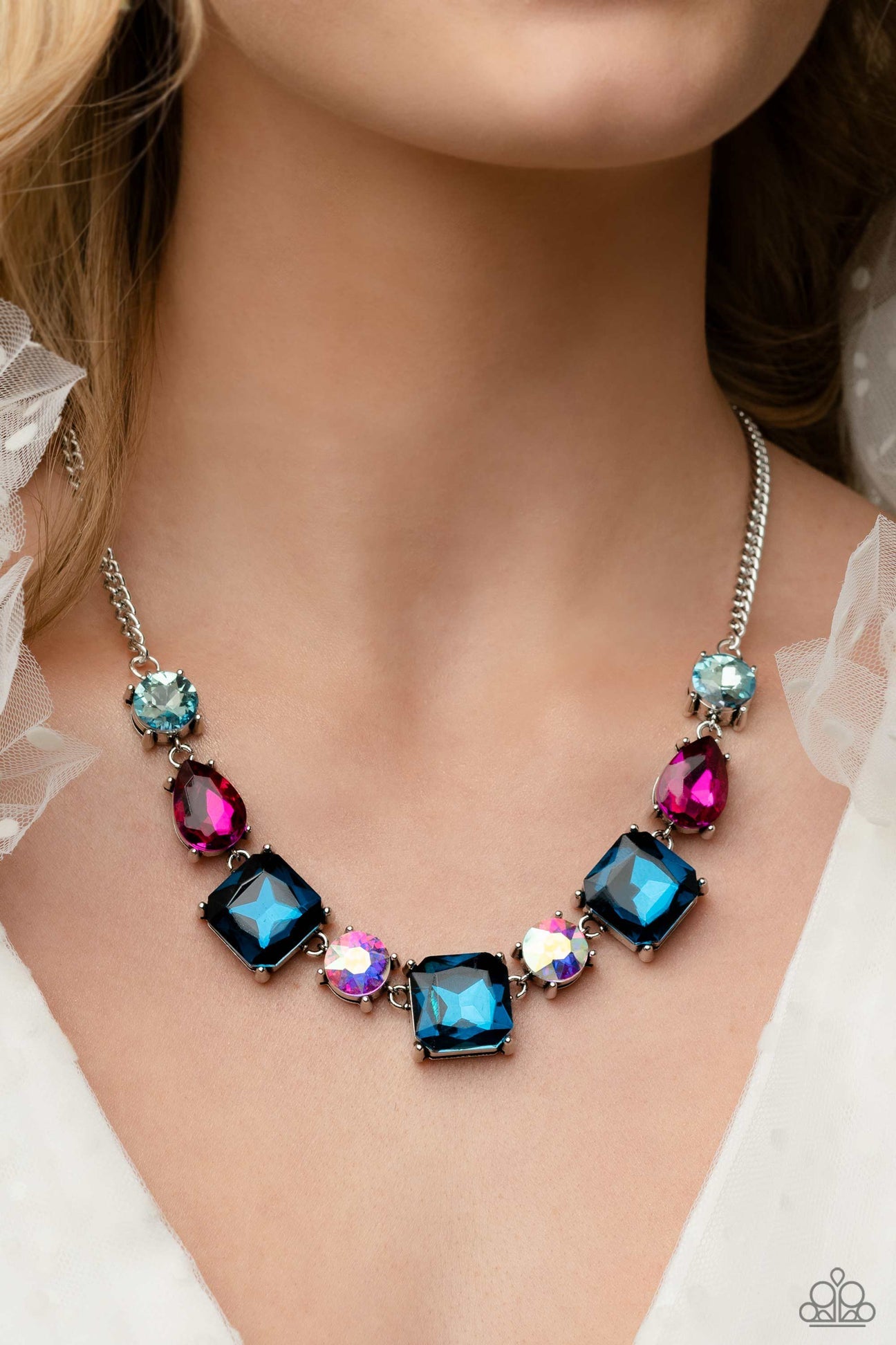 Paparazzi Accessories: Elevated Edge Multi Necklace